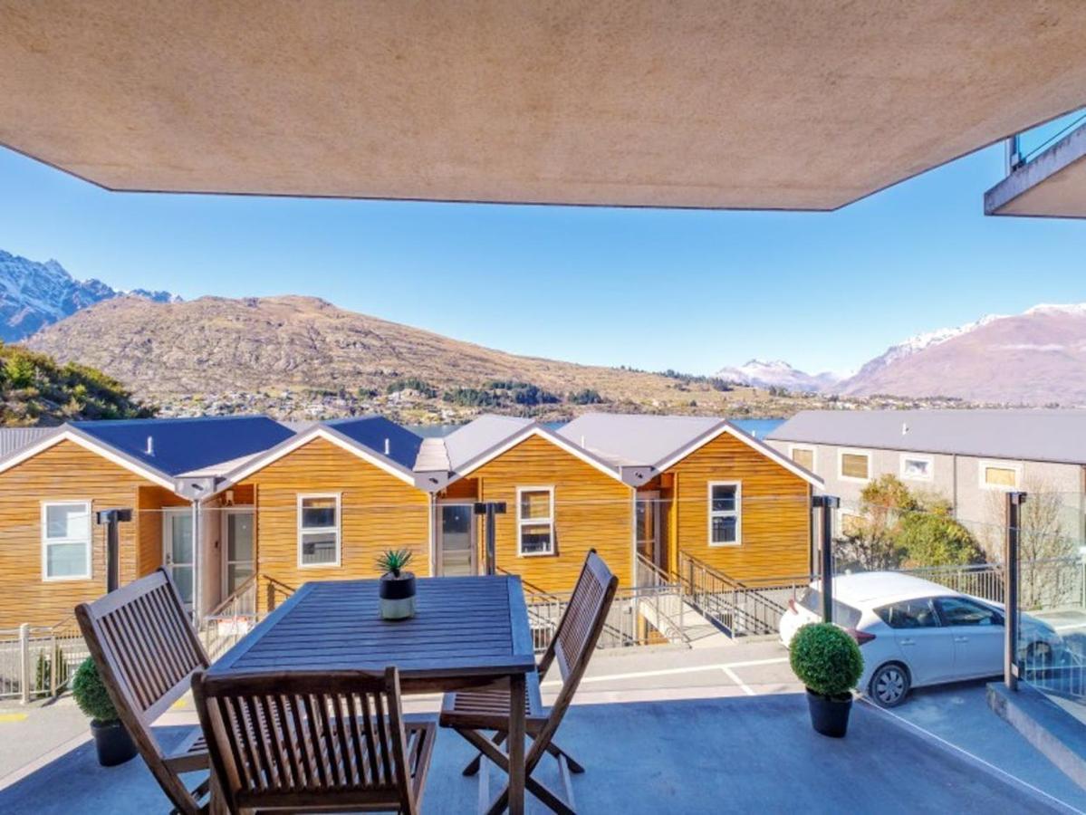 Lakeside Living - Modern 2-Bedroom Apartment Queenstown Eksteriør billede