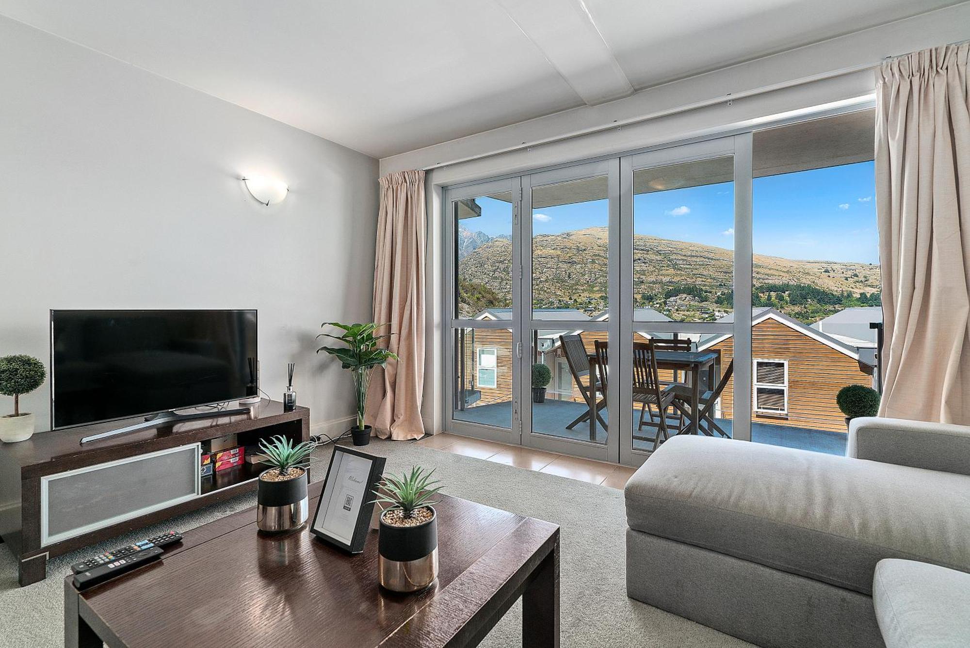 Lakeside Living - Modern 2-Bedroom Apartment Queenstown Eksteriør billede